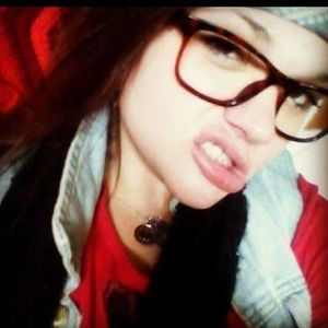 Meet your Posher, Marina